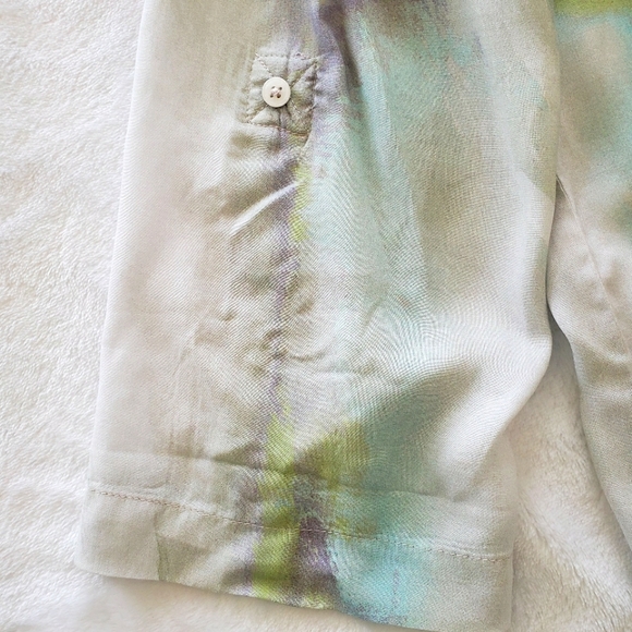 B NEW YORK Paint Splash Long Sleeve Pastel V-Neck Tunic Top--NWT--M - Picture 3 of 15